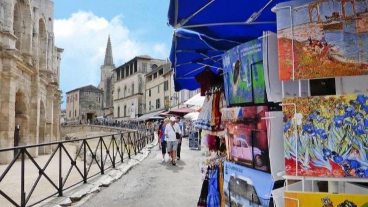 Studio Avec Vue Sur Les Arenes Arles Kültér fotó